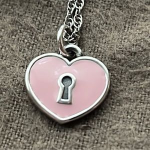 James Avery retired heart lock